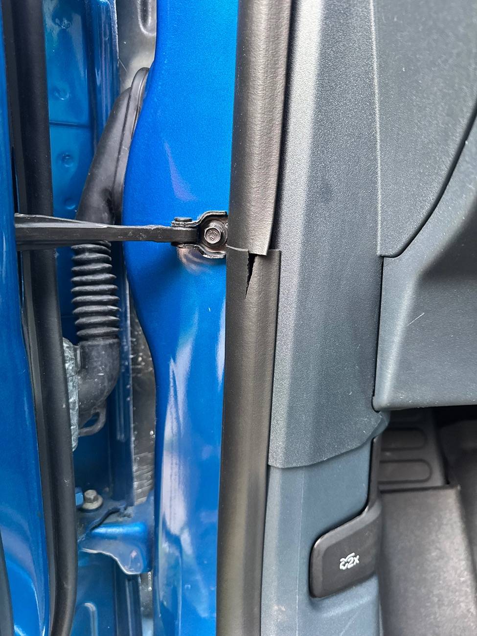 Ford Maverick Need Advice After Ford Dealer did BAD WORK on my Maverick IMG_6173
