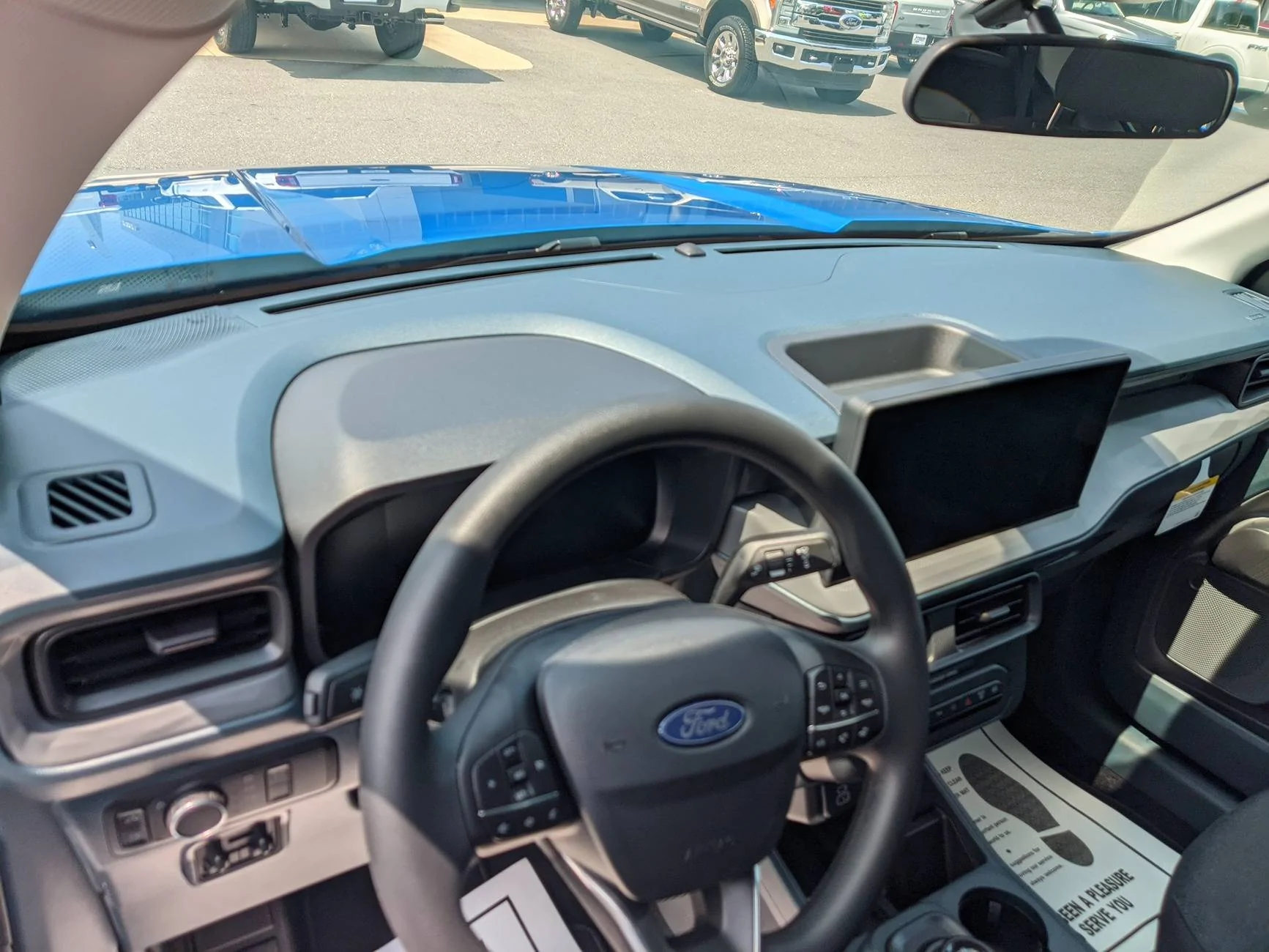 Ford Maverick New dash design? 1000025762