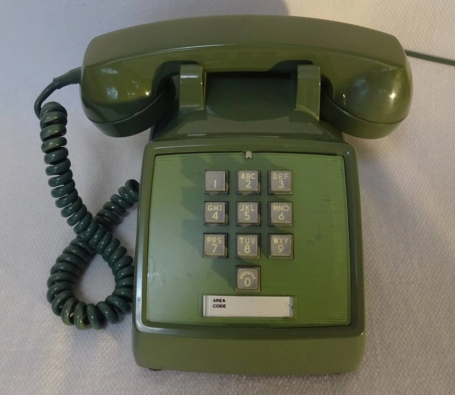 Ford Maverick Color and Resale values 1500-green