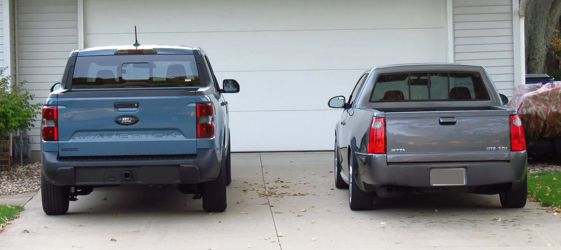 Ford Maverick Post your Maverick next to ridiculously large trucks - photos thread Img_0978