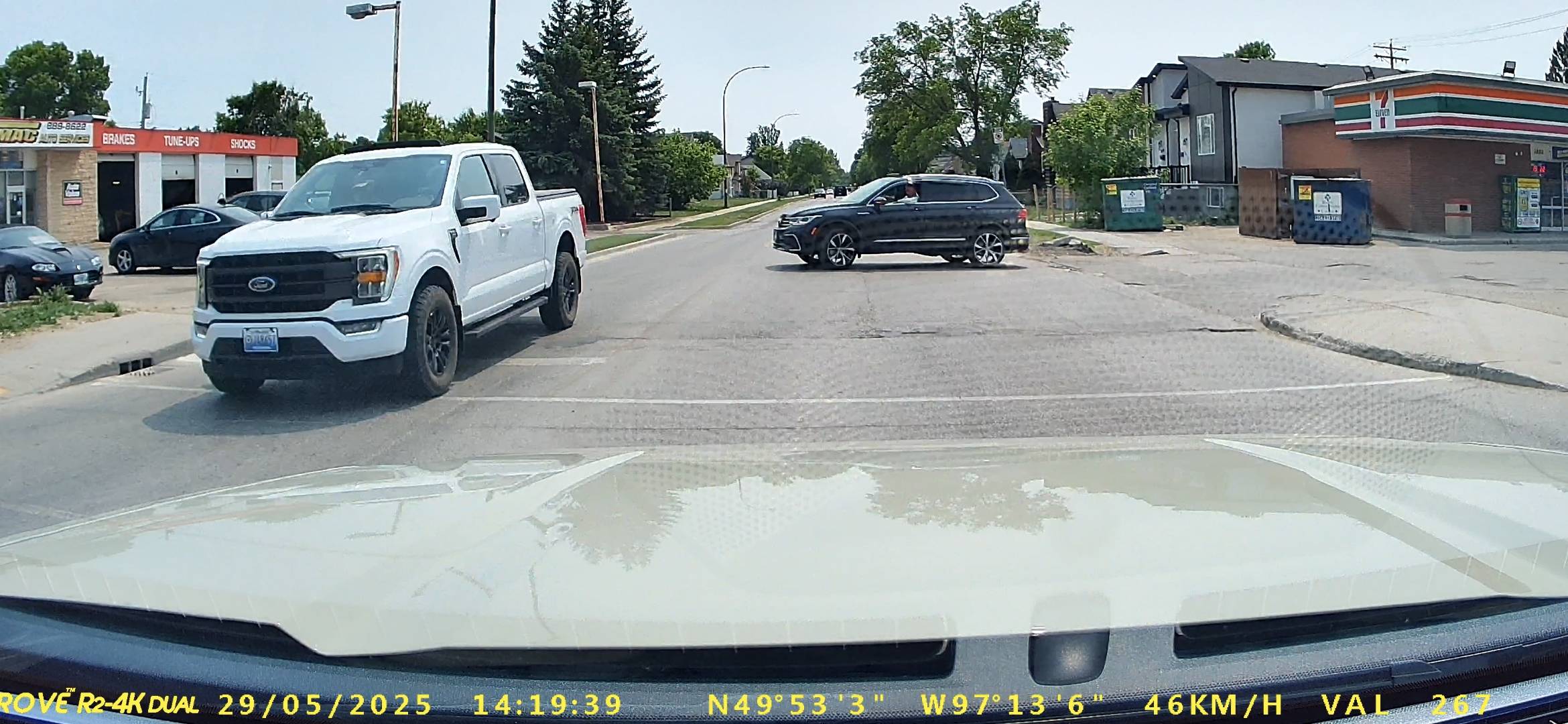 Ford Maverick Maverick near crashes on video, have any to share? Screenshot_20250610_102500_Gallery