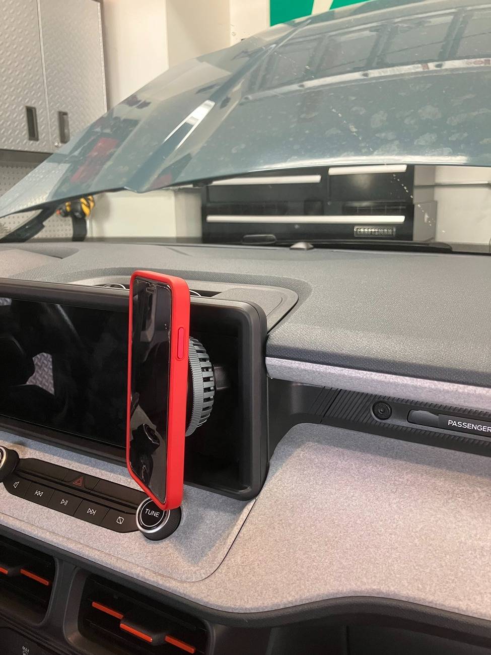 Ford Maverick Installing extra USB charging ports IMG_6261