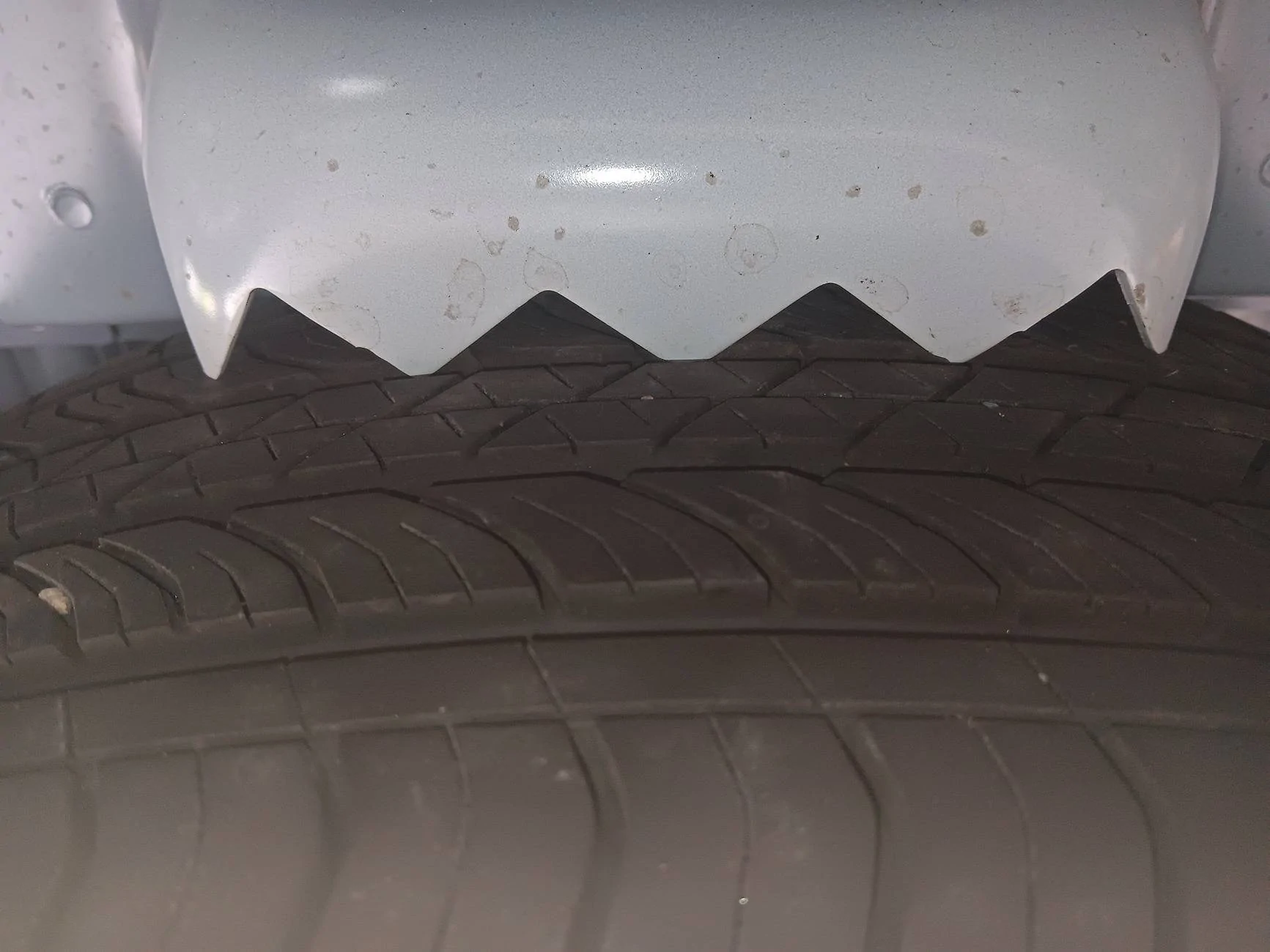 Ford Maverick will 235/60r18 fit in spare? 20250601_153827