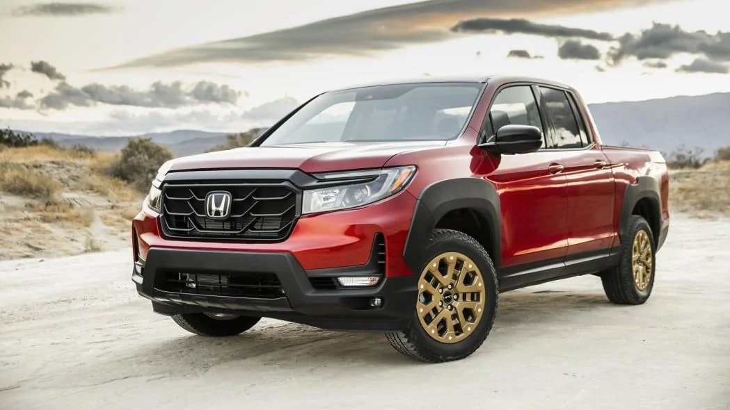 Ford Maverick Maverick AWD or Ridgeline AWD??? 2021-Honda-Ridgeline-static-front-left-close-u