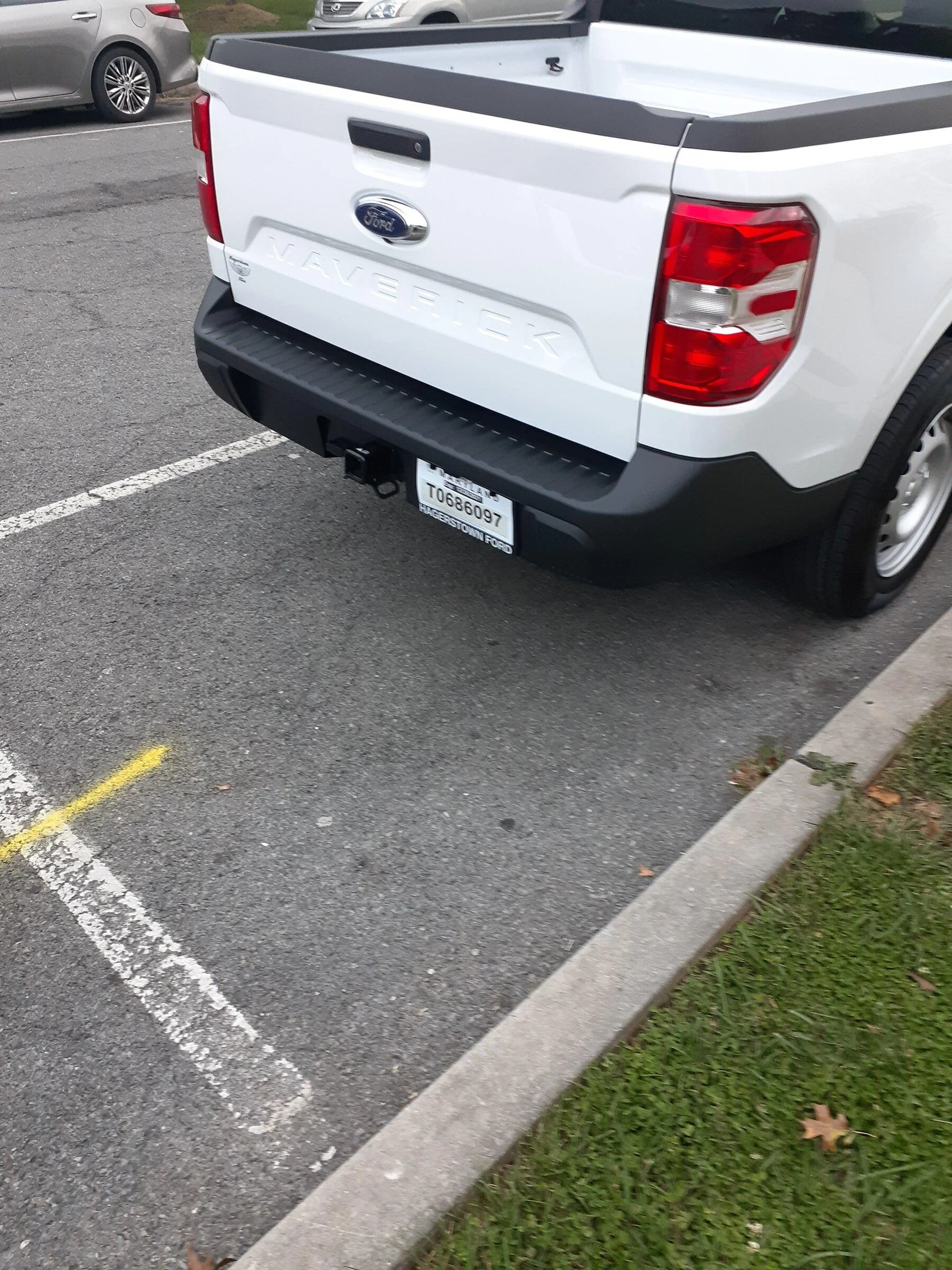 Ford Maverick OXFORD WHITE Maverick Photos Thread 20211028_173805