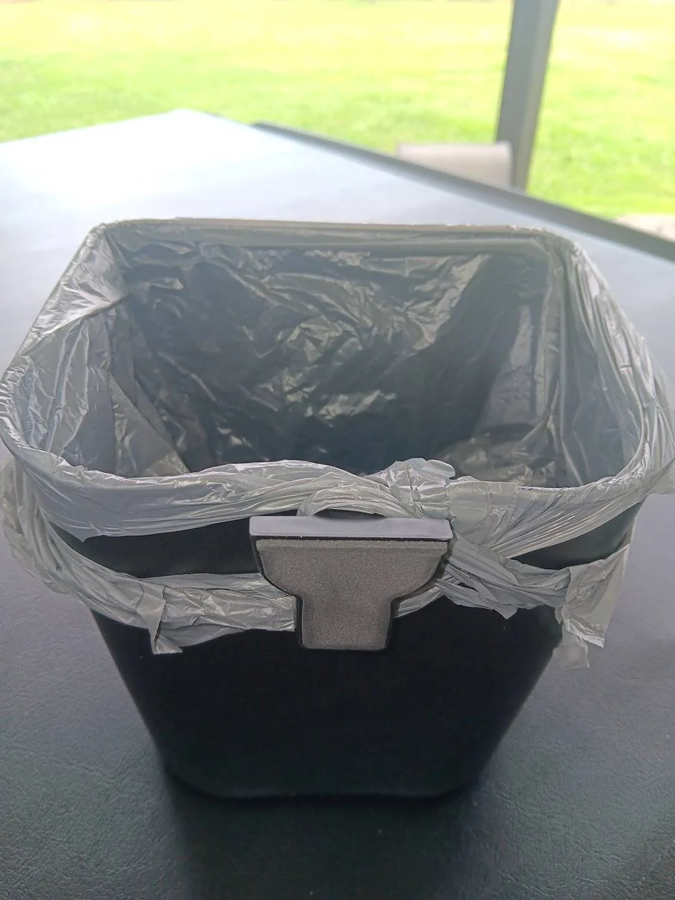 Ford Maverick Mabett trash can 20250526_111138