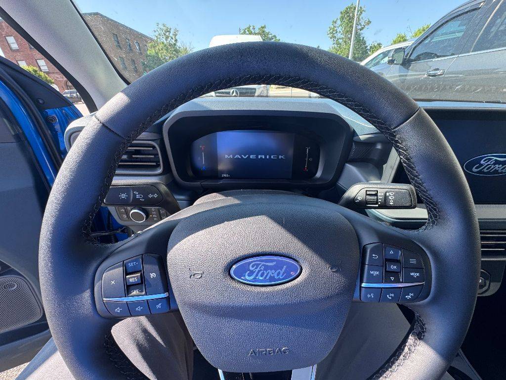 Ford Maverick 2025 Ford Maverick XLT Hybrid AWD F5080-BE13C8EBC3A4AC18B3BD15B37C7D0B9C (1)