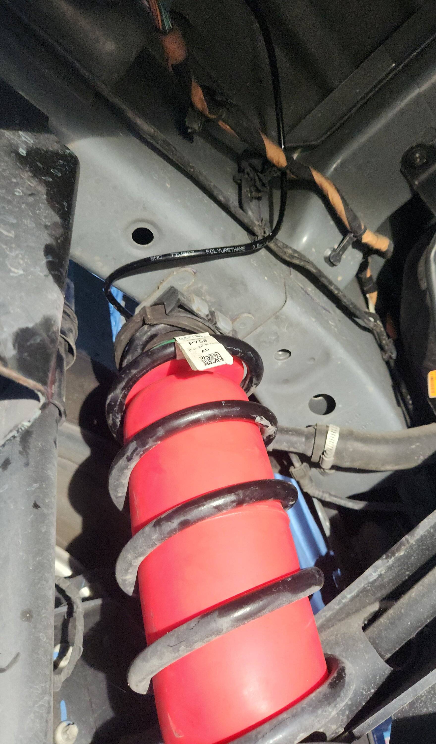 Ford Maverick Air Lift 1000 Air Bag Spring Kit install (2022 Hybrid XL) D1