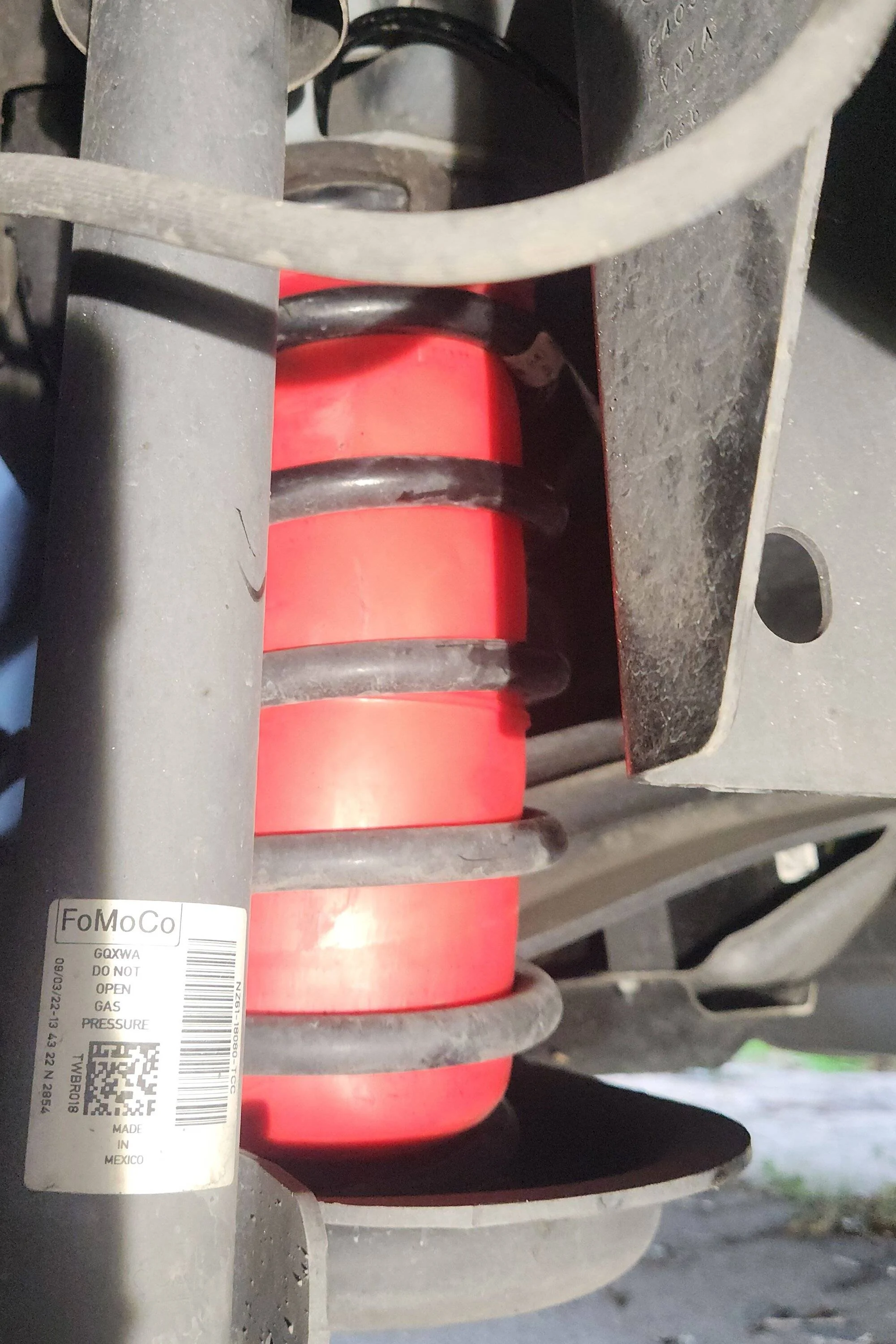 Ford Maverick Air Lift 1000 Air Bag Spring Kit install (2022 Hybrid XL) D4