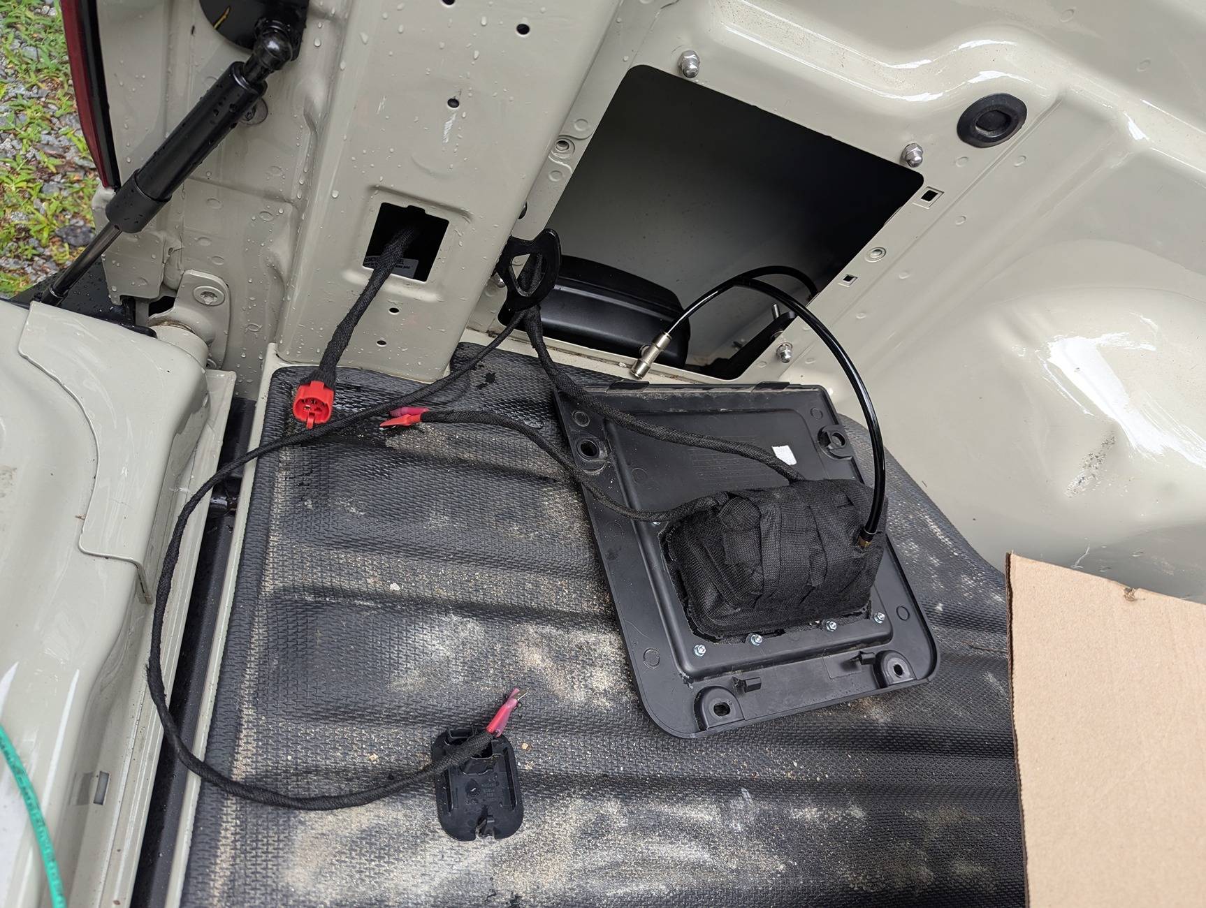 Ford Maverick Installing factory trailer brake system (2024 Tremor XLT) 1000013042