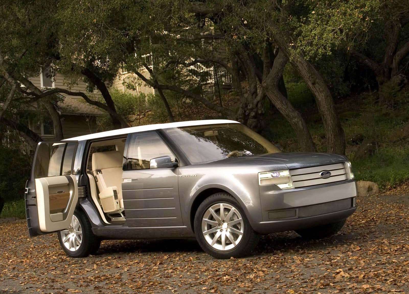 Ford Maverick Can Ford turn the current Maverick into a next gen Ford Flex  ? 1750683357351-oq