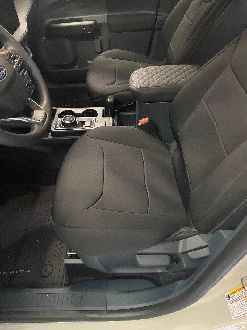 Ford Maverick Simple 2025 XL AWD Hybrid 4K mods Seat and Console