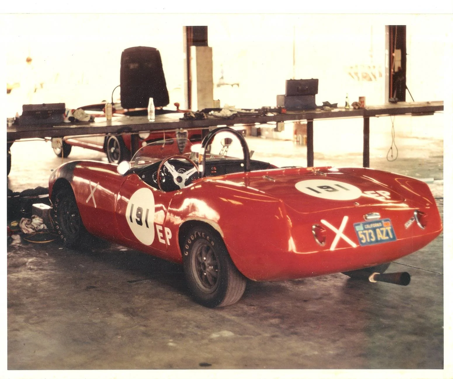 Ford Maverick LOBO on traffic circles ELVA at Riverside Raceway 1971