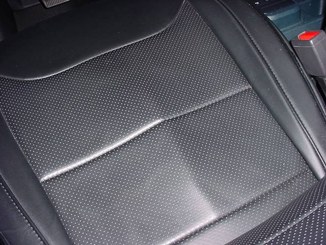 Ford Maverick Real Shots of Mabett Seat Covers DSC09822.JPG