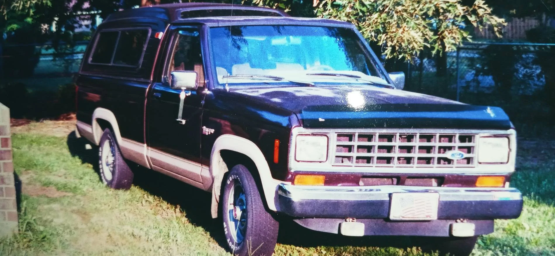 Ford Maverick 1989 Ranger & 2025 Maverick - brothers separated by 36 years 20250628_142153