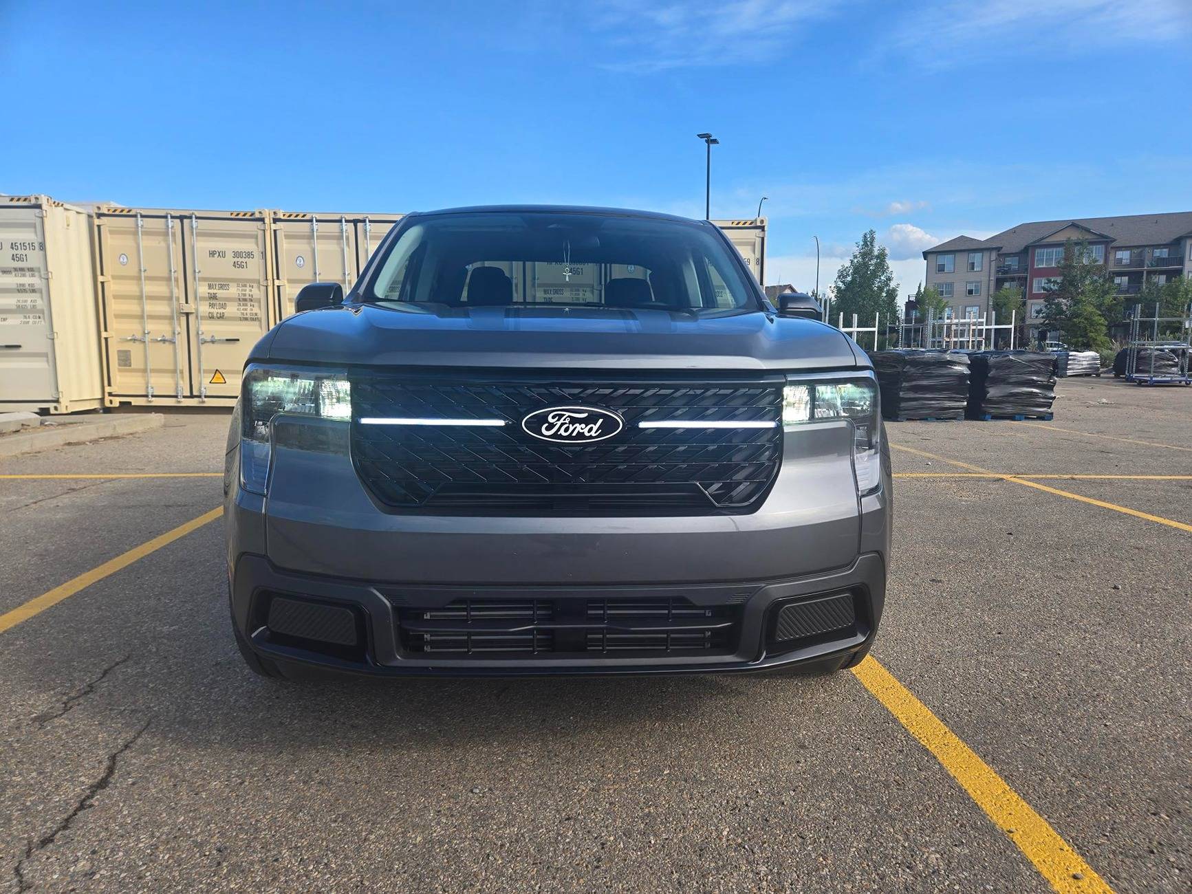 Ford Maverick Installed DRL/Signal LED light bars on grille of 2025 Maverick 1000013267