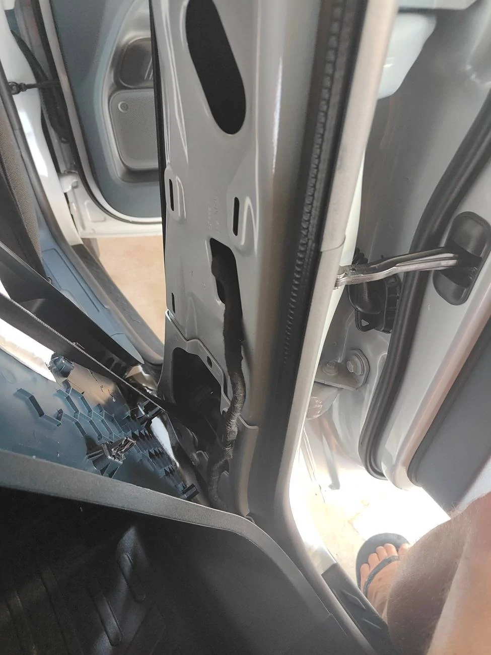 Ford Maverick Small 4th July project.... Installed Power Tailgate Lock for 2025 XL. IMG20250704163206