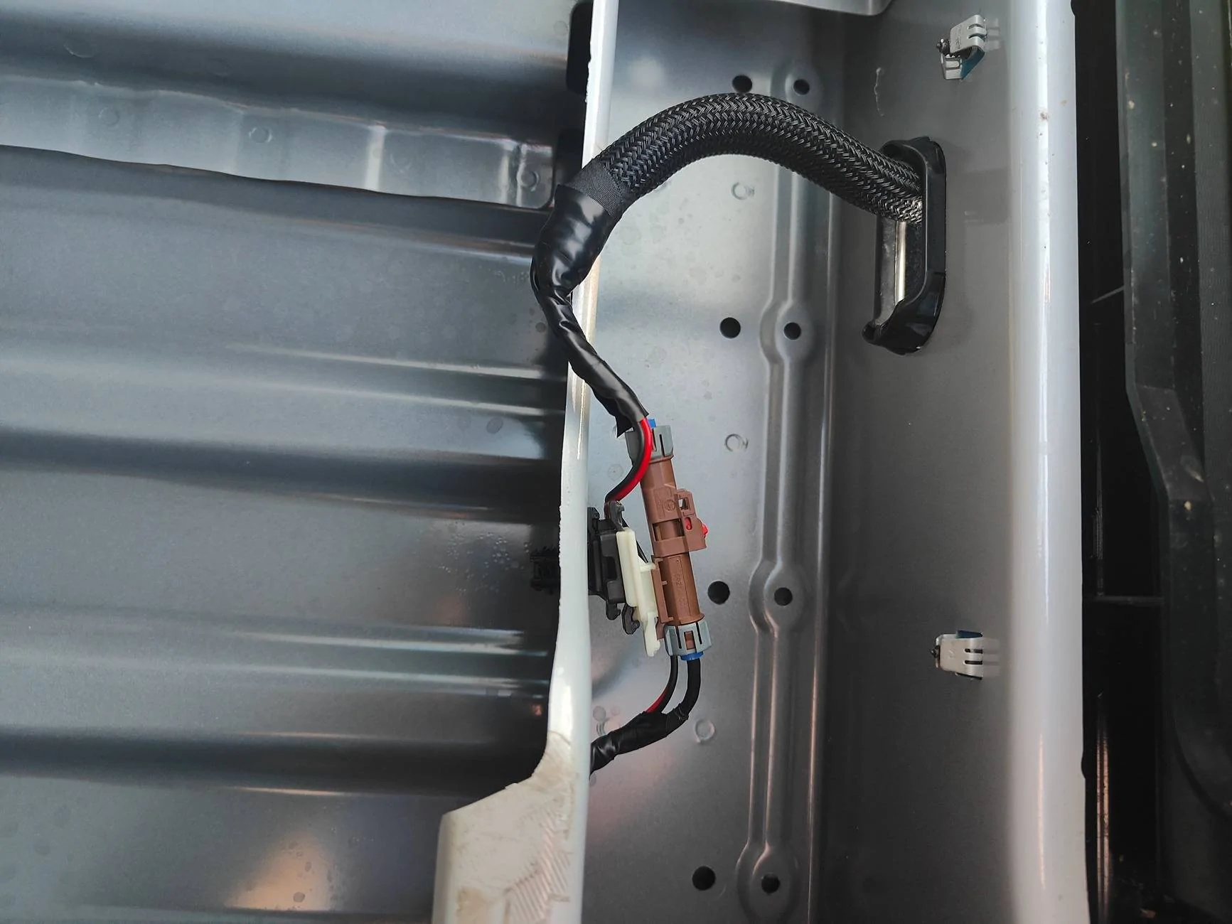 Ford Maverick Small 4th July project.... Installed Power Tailgate Lock for 2025 XL. IMG20250704152555
