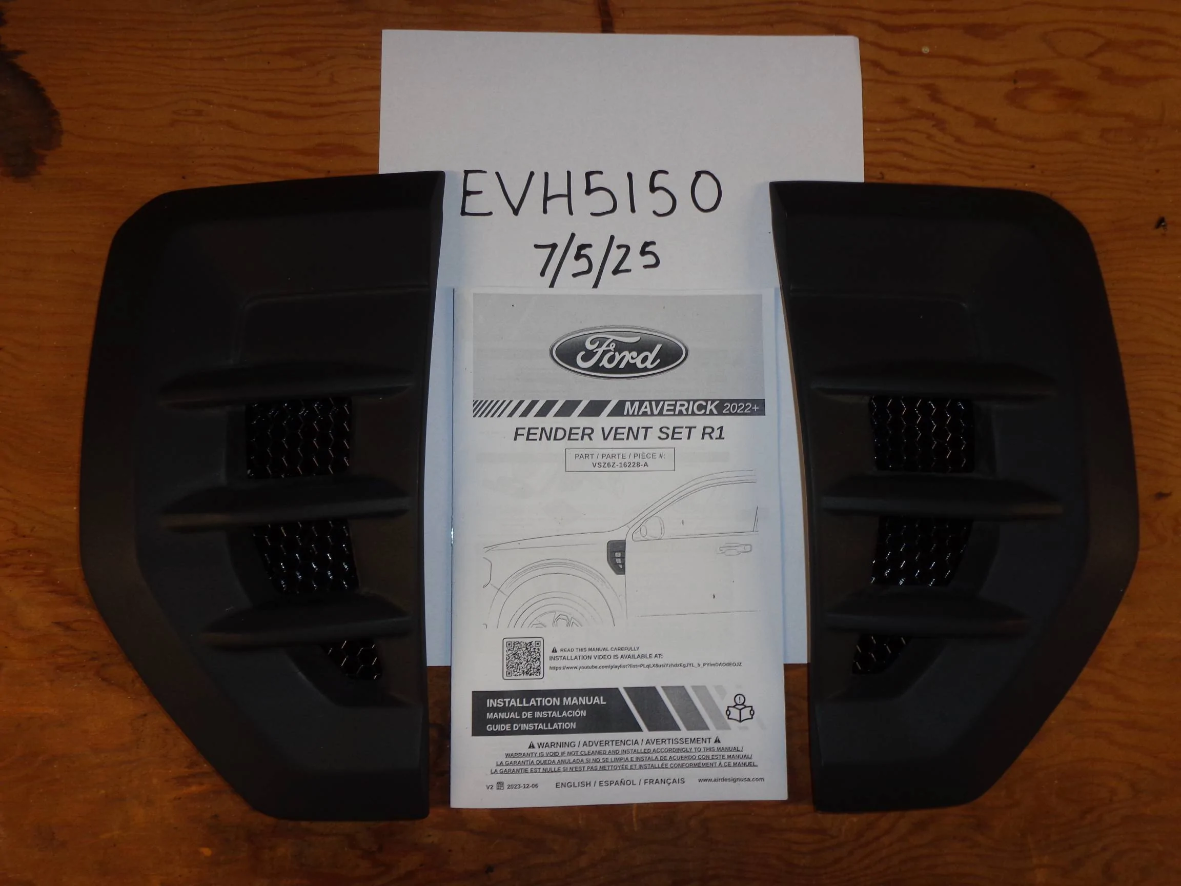 Ford Maverick REDUCED: Ford Accessories/Air Design Fender Vents DSC00735