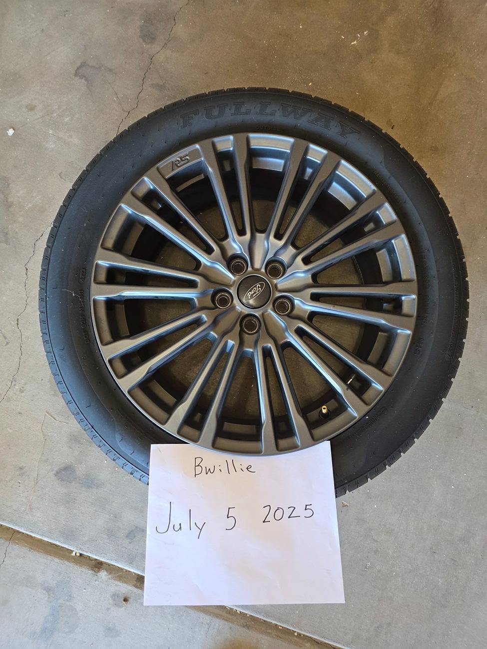 Ford Maverick Ford Focus RS 19"wheels and tires 20250705_144459