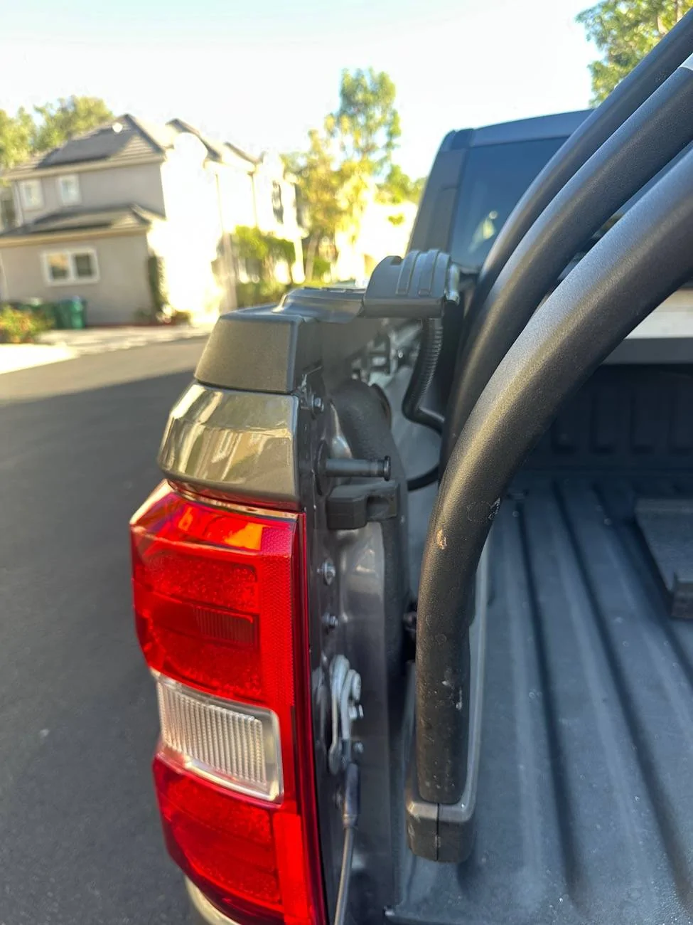 Ford Maverick Ford Tonneau Cover  - Help with tailgate bed extender IMG_9625