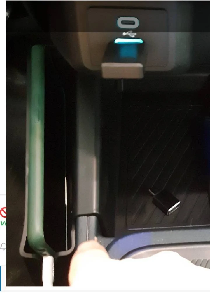 Ford Maverick Wireless charger issues 20250709_083721