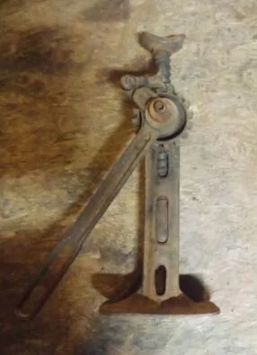 Ford Maverick Garbage Jack Handle 1752081580606-wk