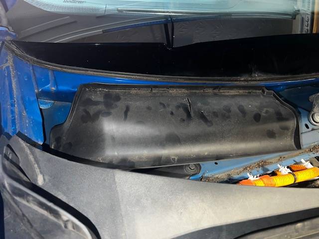 Ford Maverick Cowl leaking but not a recall yet .... 2 - Copy