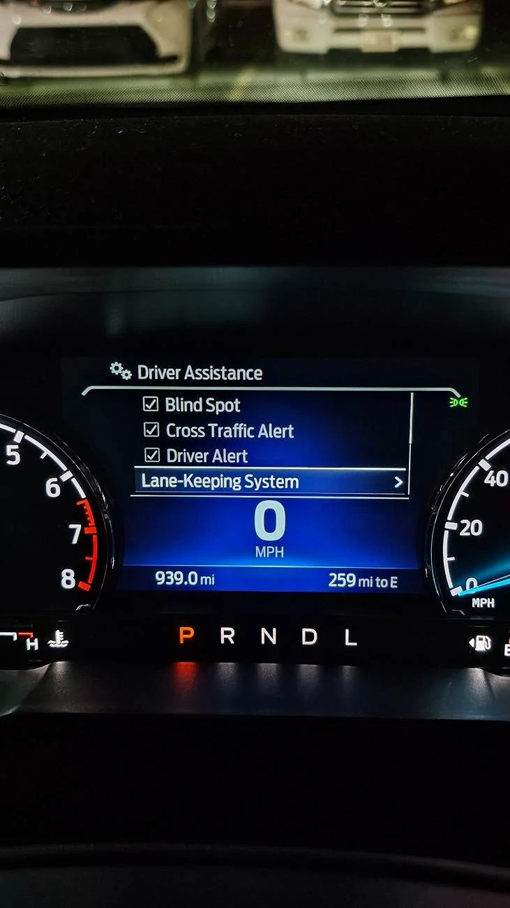 Ford Maverick Lane assist settings 1000009574