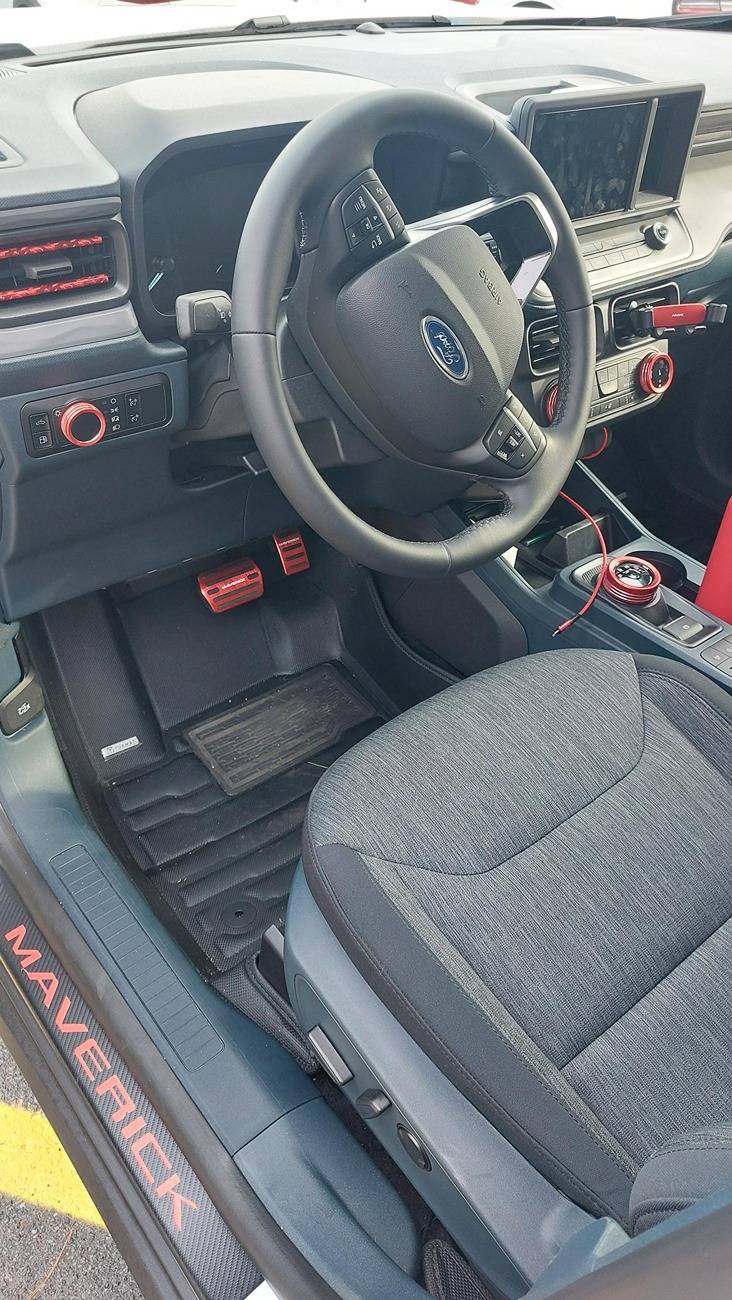 Ford Maverick TuxMats 20231205_Tuxmat2