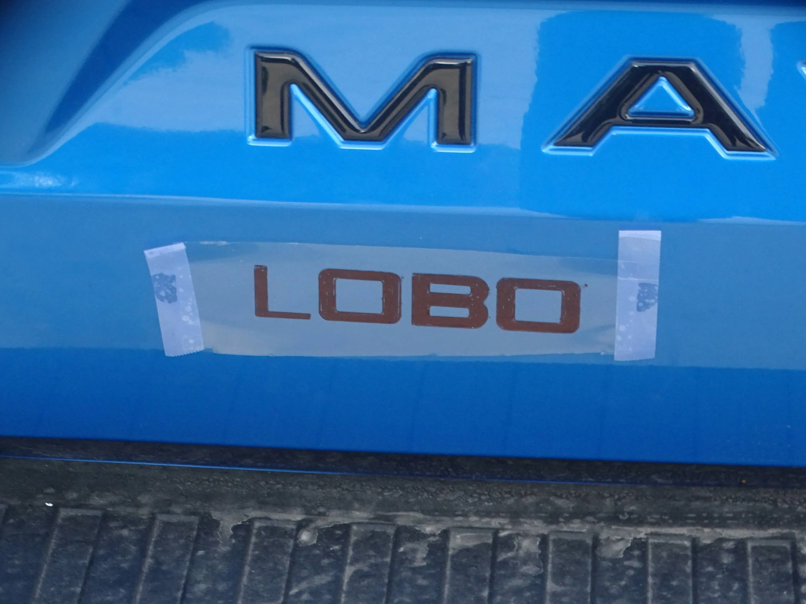Ford Maverick LOBO logo DSC04760