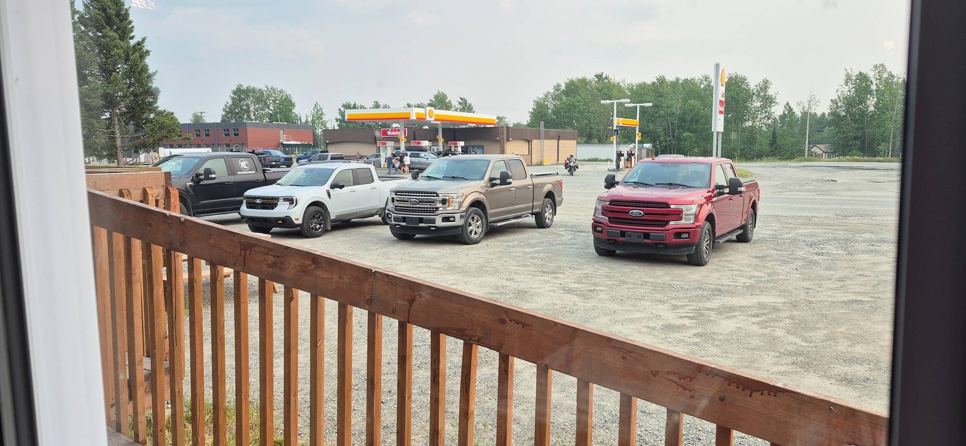 Ford Maverick Post your Maverick next to ridiculously large trucks - photos thread 20250718_172542