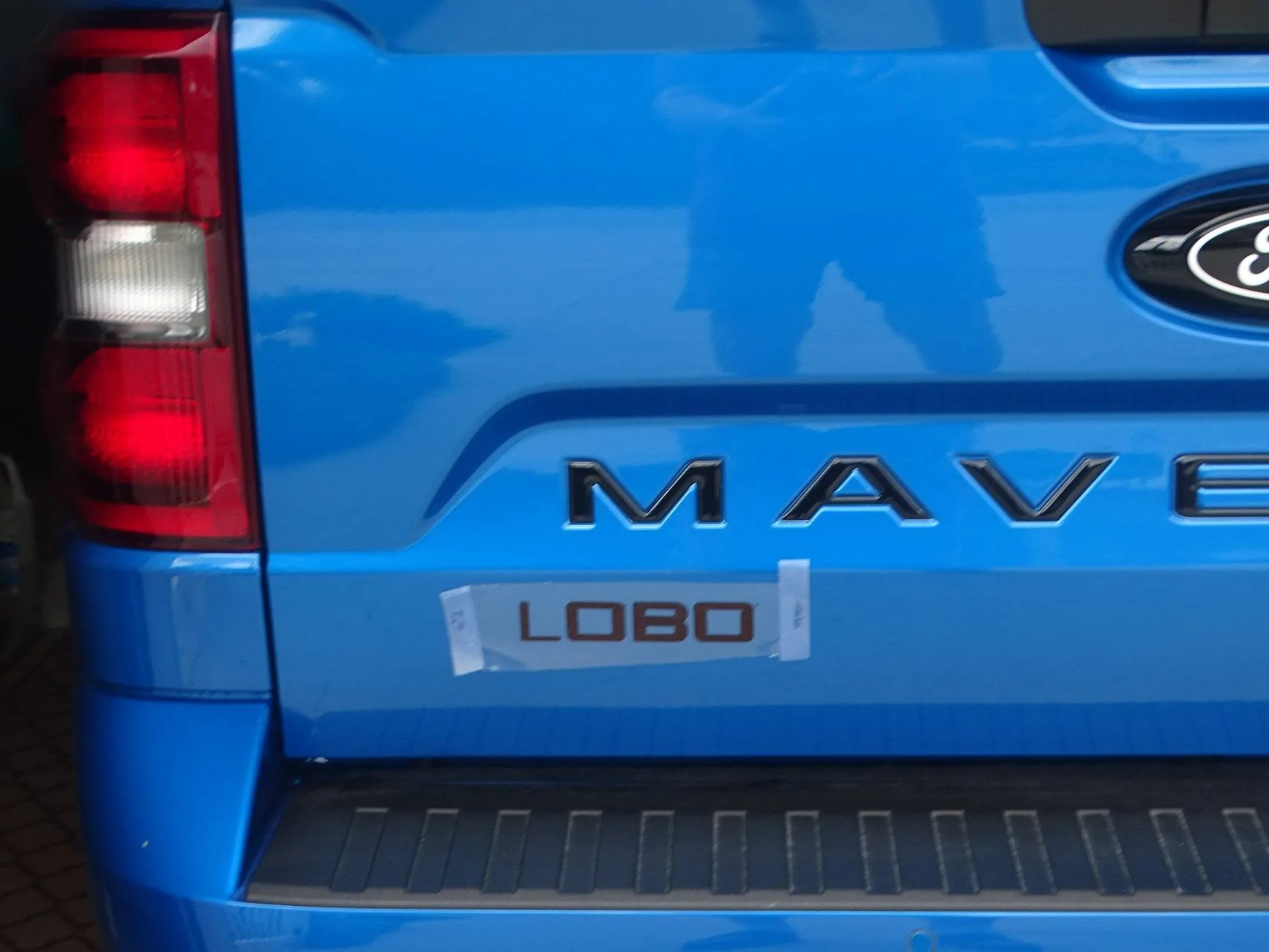 Ford Maverick LOBO logo DSC04764