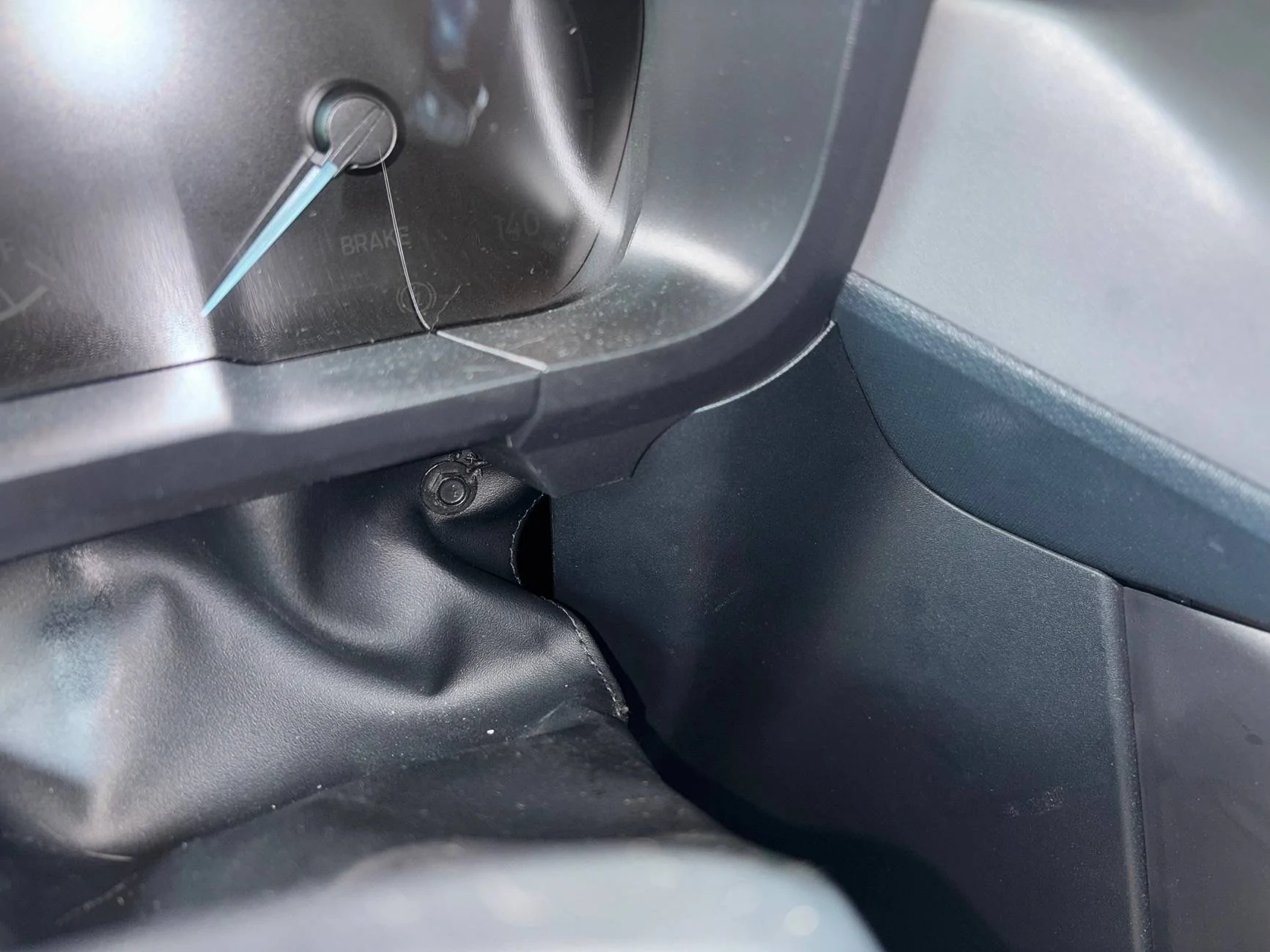 Ford Maverick Top Steering Wheel Column to Dash Cover IMG_3027