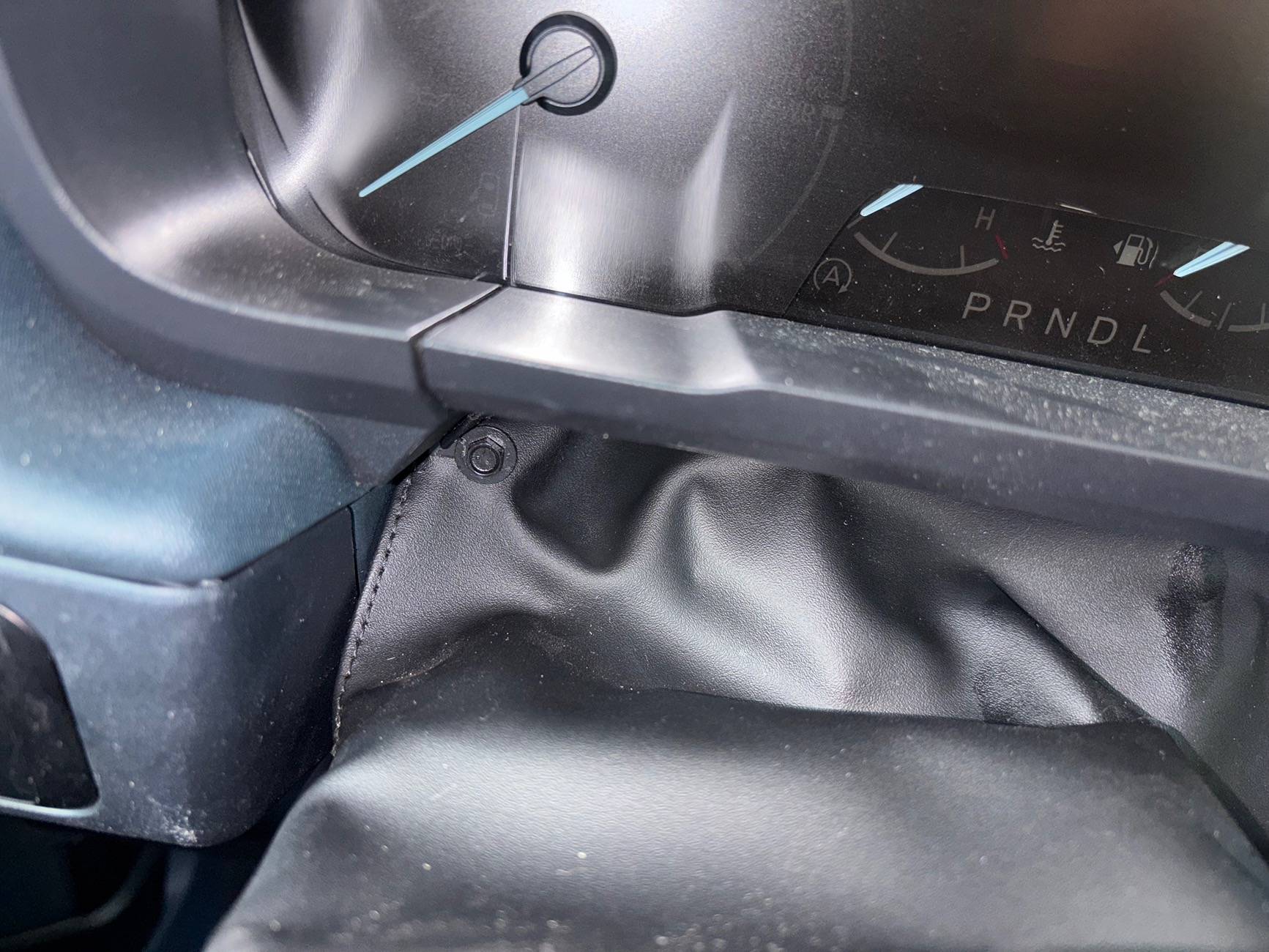 Ford Maverick Top Steering Wheel Column to Dash Cover IMG_3028