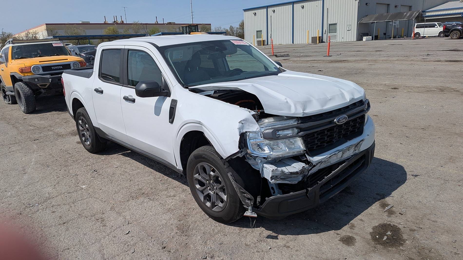 Ford Maverick Maverick Down (Totaled), But Very Safe Truck Maverick (1)