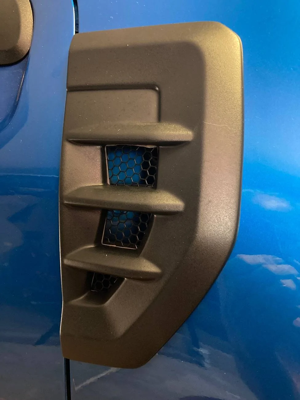Ford Maverick Tuffskinz Fender Badge Line Inserts IMG_9119