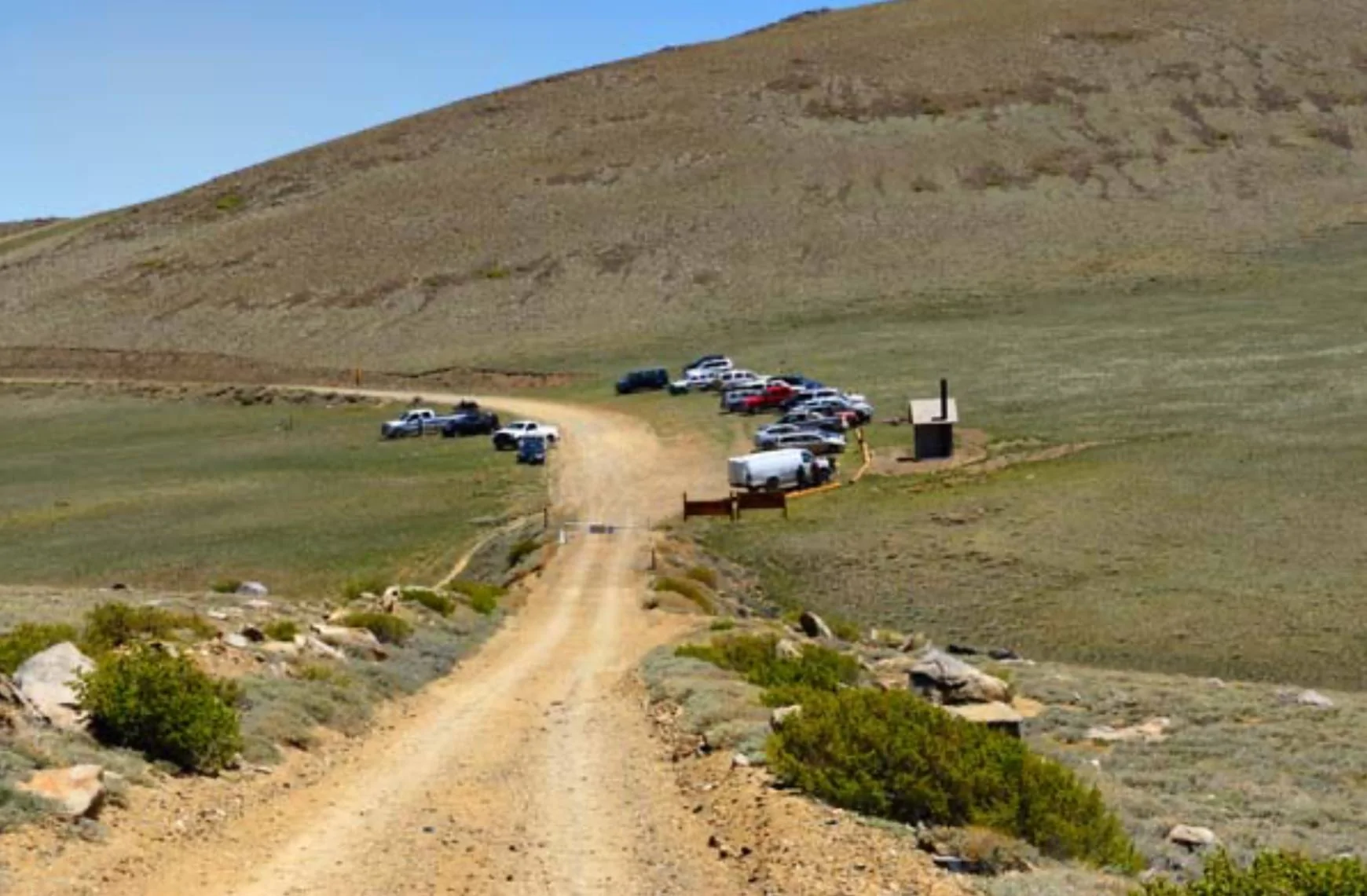 Ford Maverick Airing down for dirt/gravel road IMG_3376