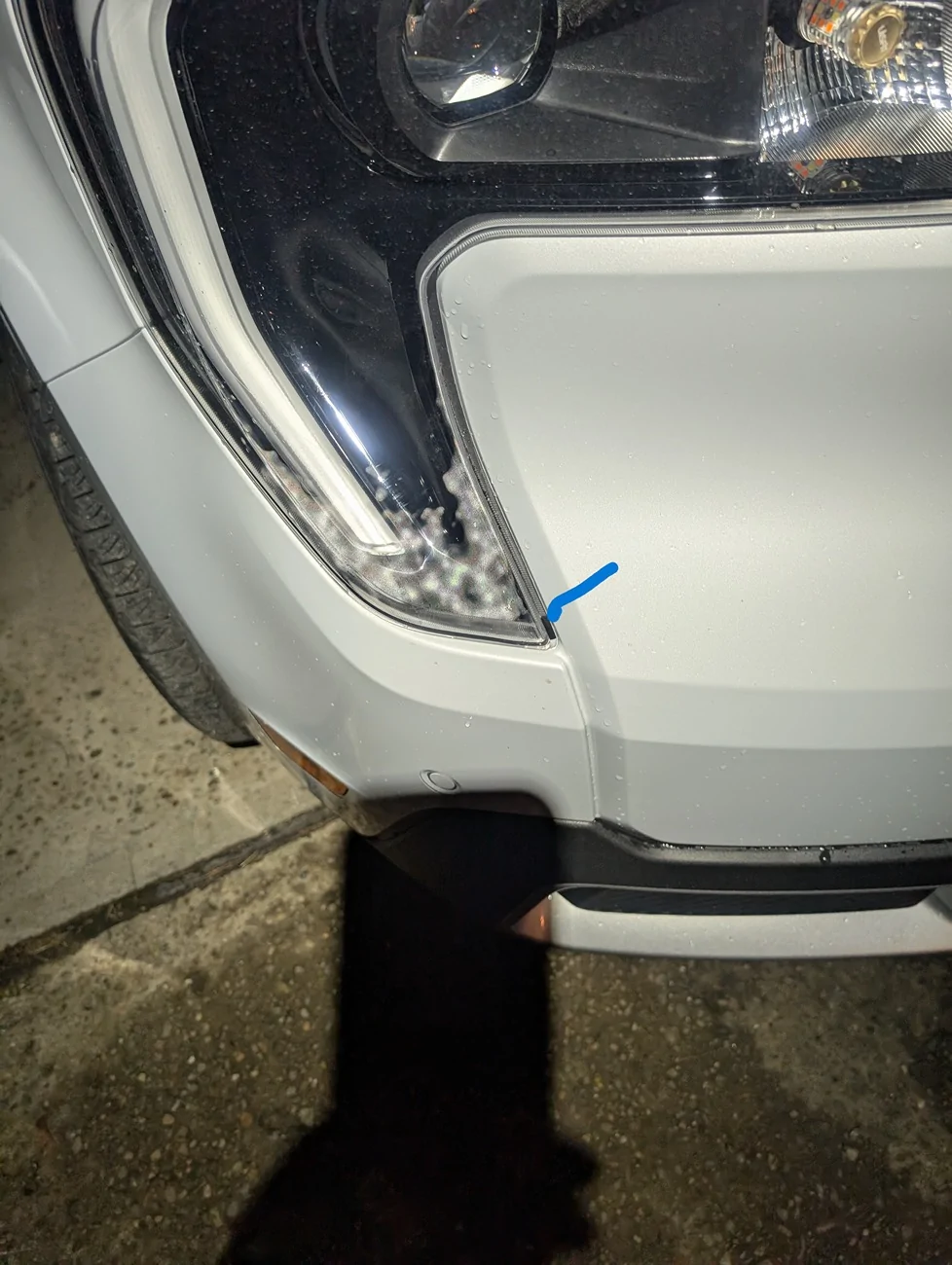 Ford Maverick Have you seen this uneven gap with the headlight assy PXL_20250306_000819015