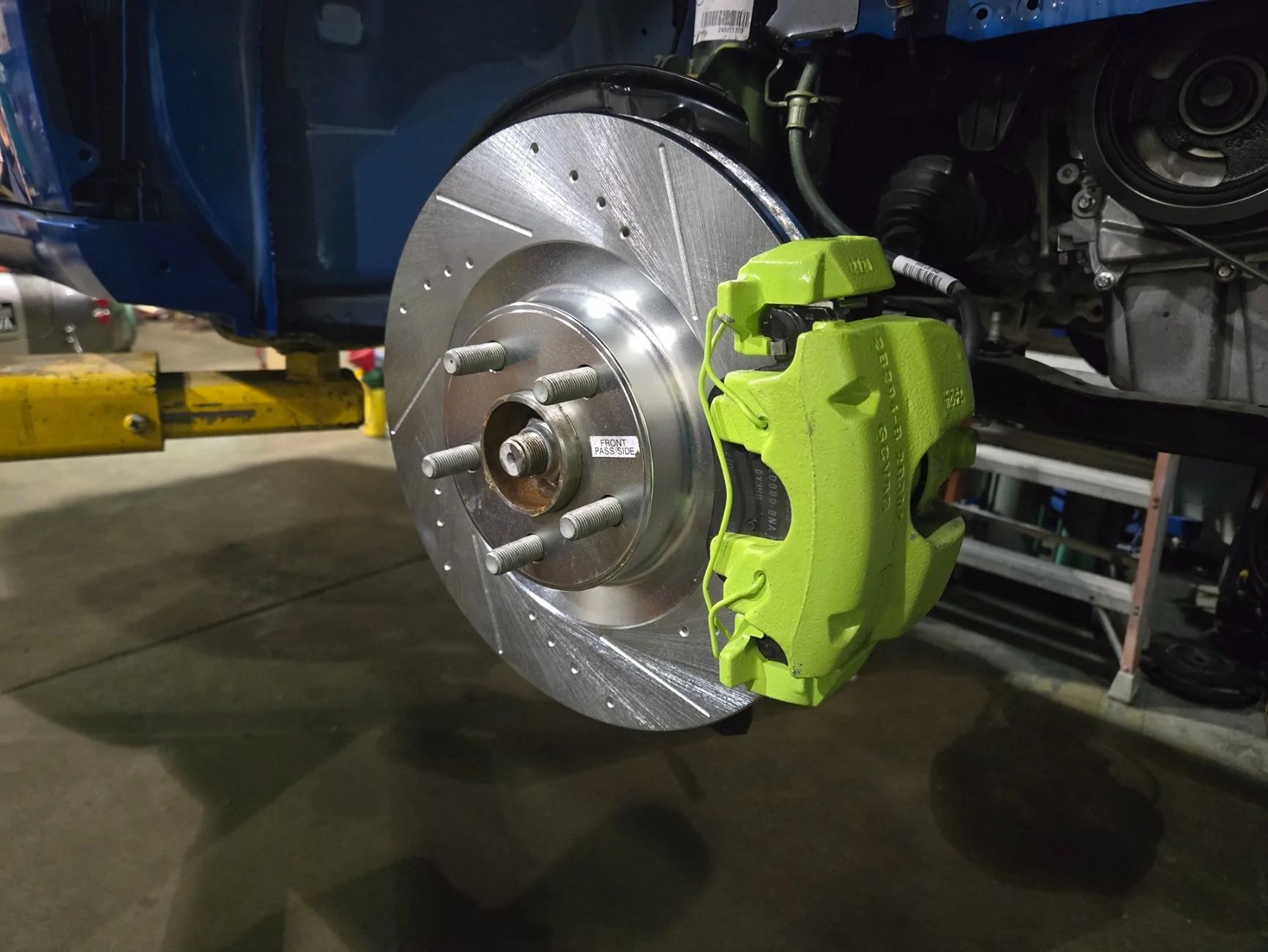 Ford Maverick 2025 Maverick Velocity Blue XL AWD Build front brake2