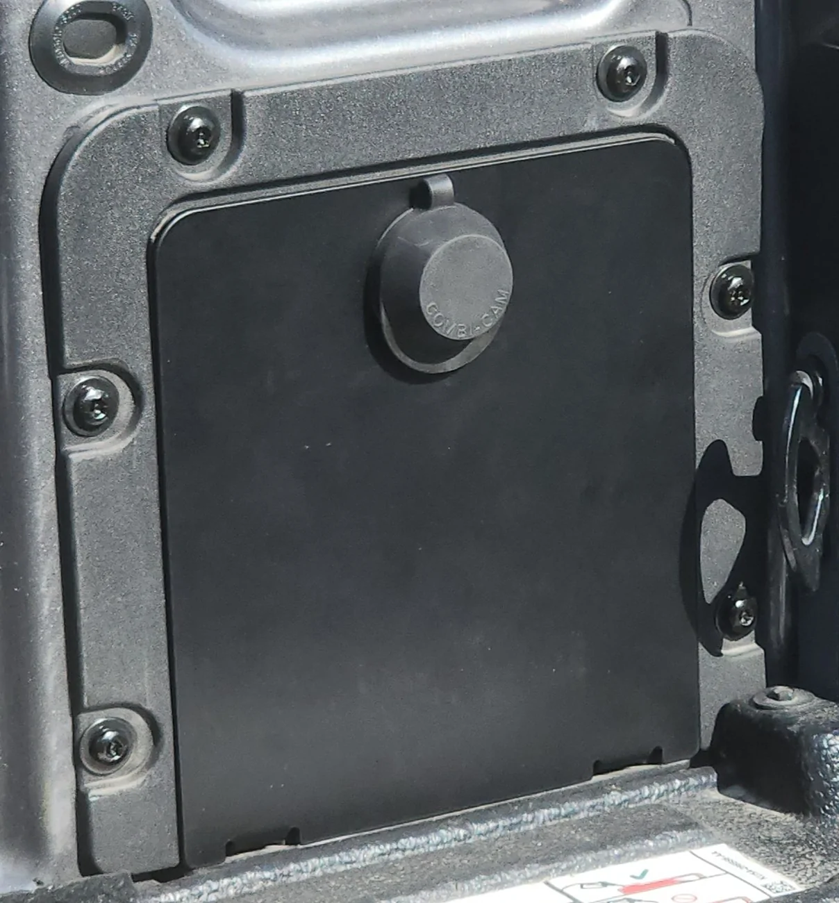 Ford Maverick Old Cubby Cover-To keep or not to keep? 20240716_174216