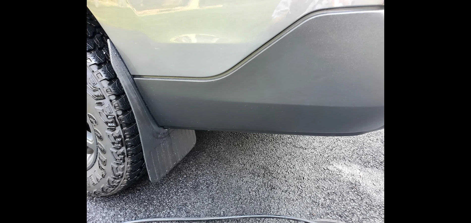 Ford Maverick Cleaning lower, exterior plastic trim? 1