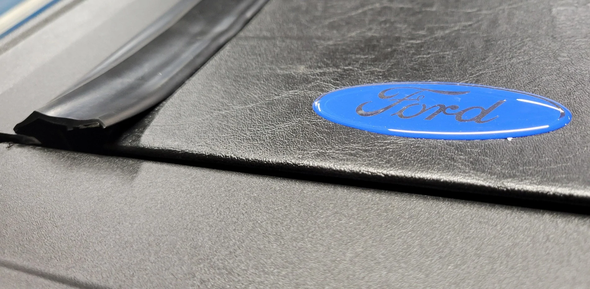 Ford Maverick Problem with Ford hard roll up tonneau cover 20250808_080345