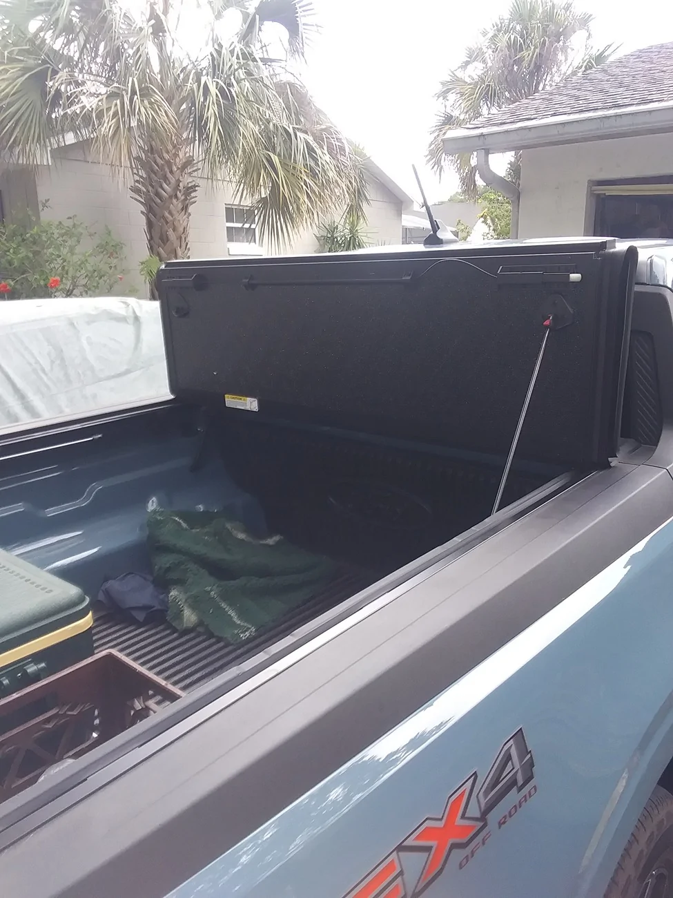 Ford Maverick 100+ bed tonneau cover aftermarket options - compilation list 📃 20230603_171124