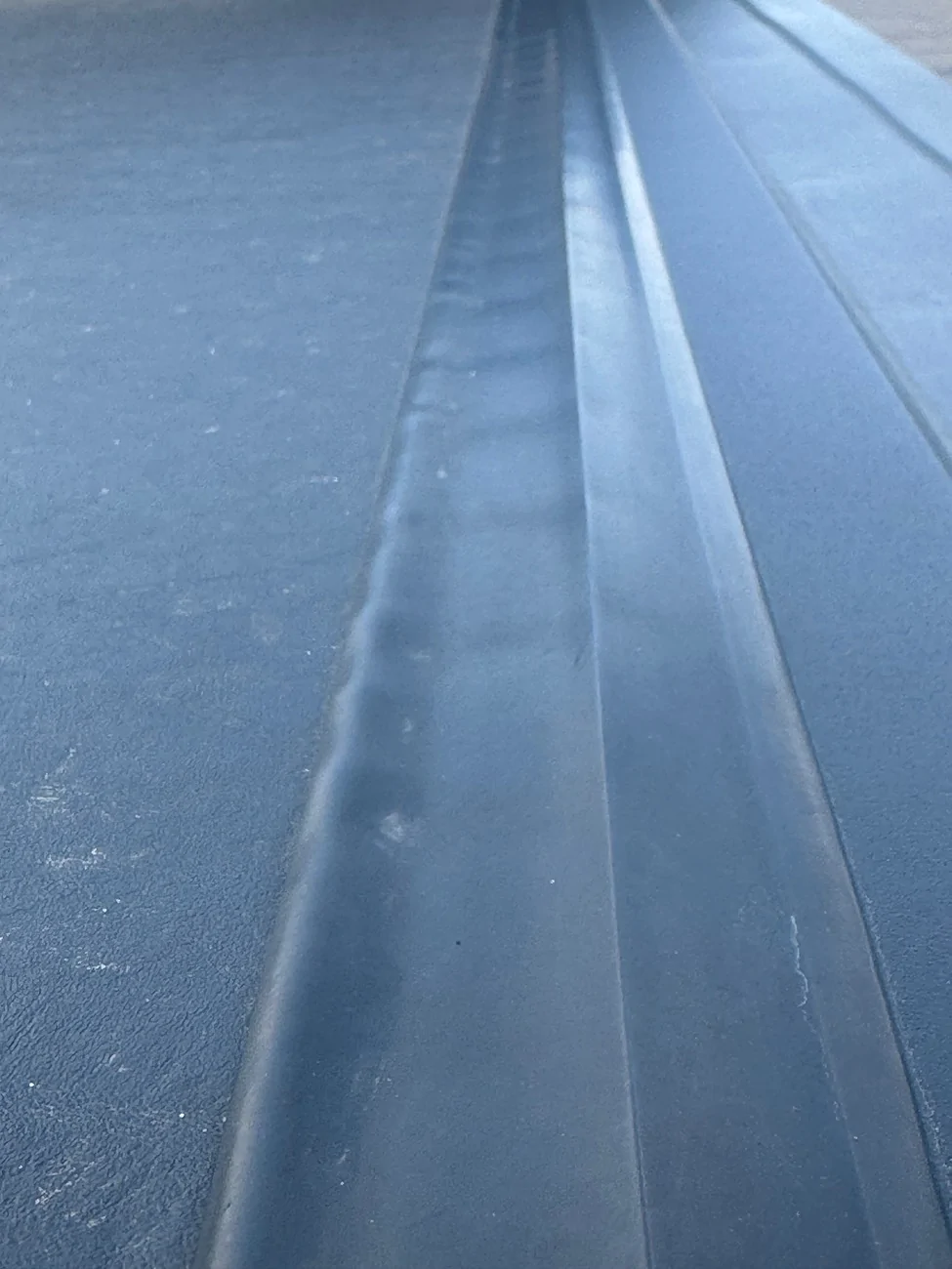 Ford Maverick Problem with Ford hard roll up tonneau cover IMG_4343