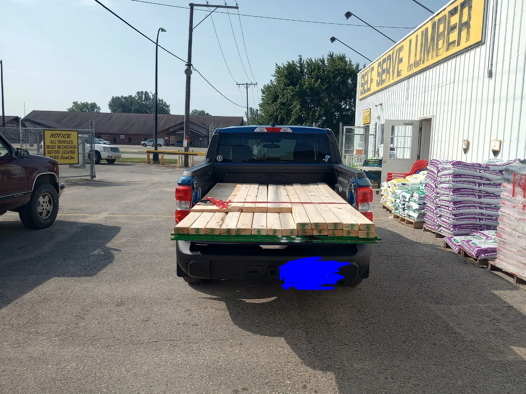 Ford Maverick Maverick LXT hybrid lumber haul IMG_20250815_101537345_HDR~2