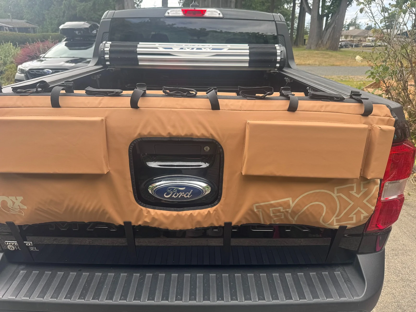 Ford Maverick Evoc tailgate pad IMG_1242