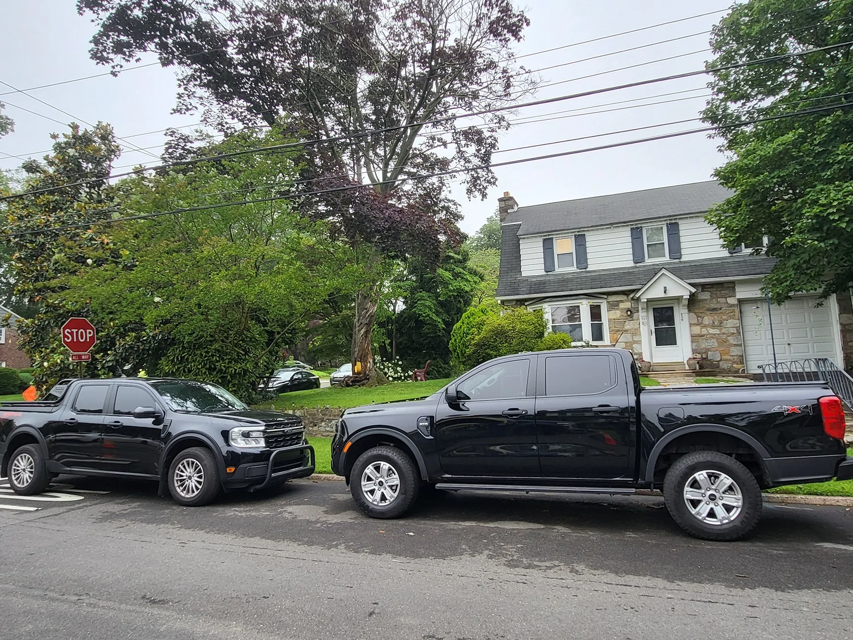 Ford Maverick Post your Maverick next to ridiculously large trucks - photos thread 20250617_075050