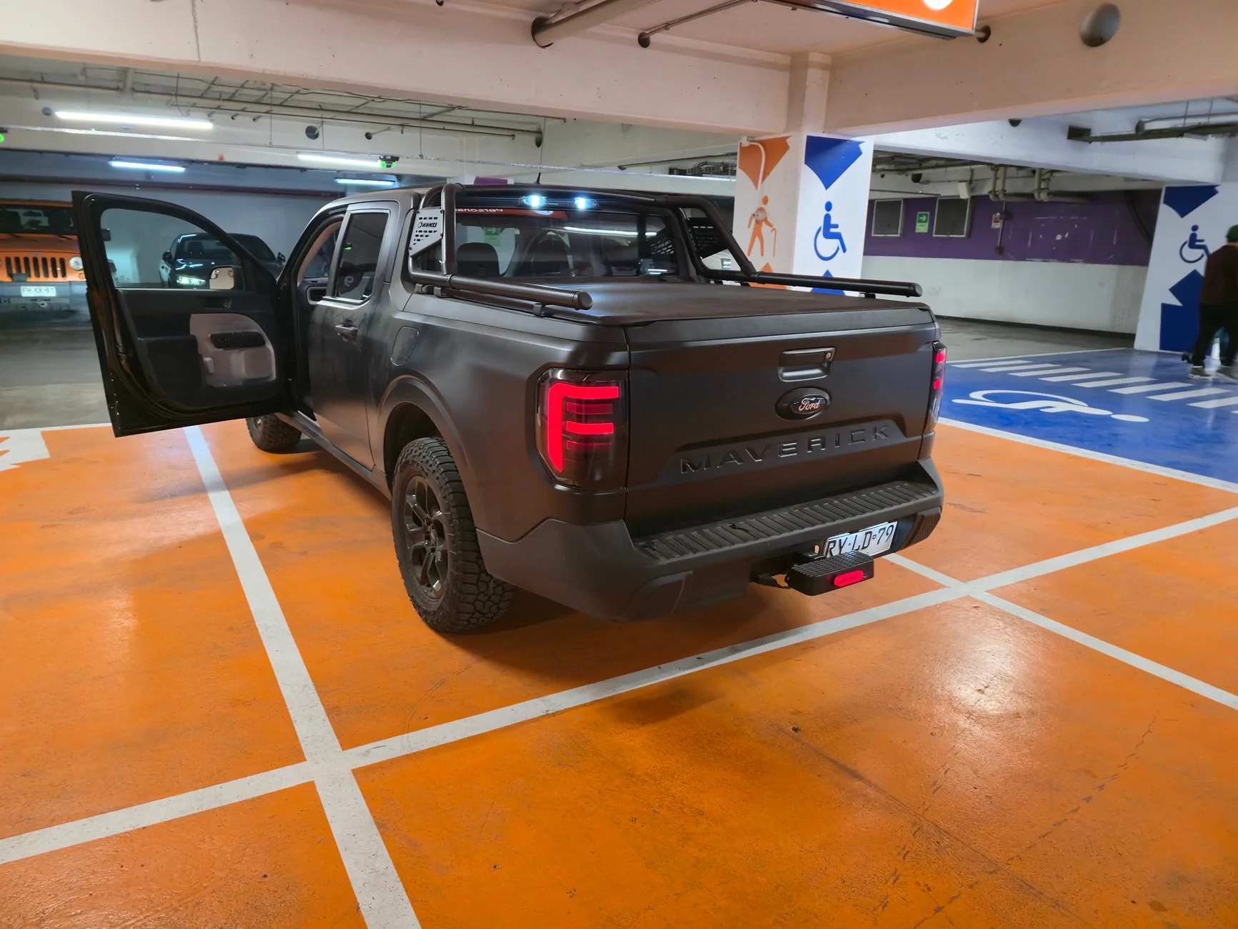 Ford Maverick New Tail and Side light XLT photostudio_1756077771343