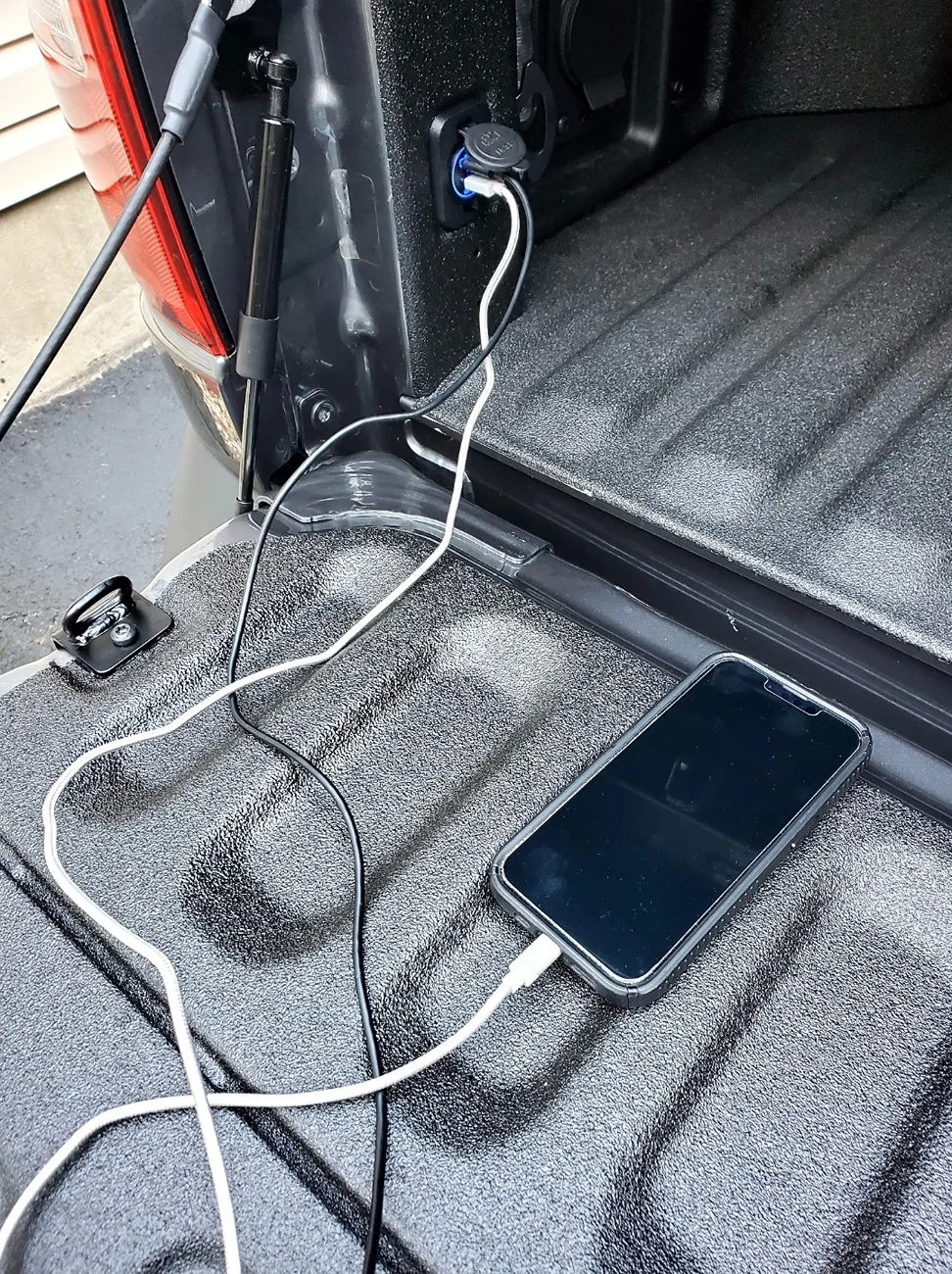 Ford Maverick New, High Power, Flexbed USB Charger HP By Maverick Innovation Designs. 5